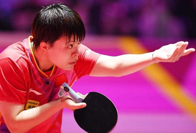 体育公园球 体育公园球