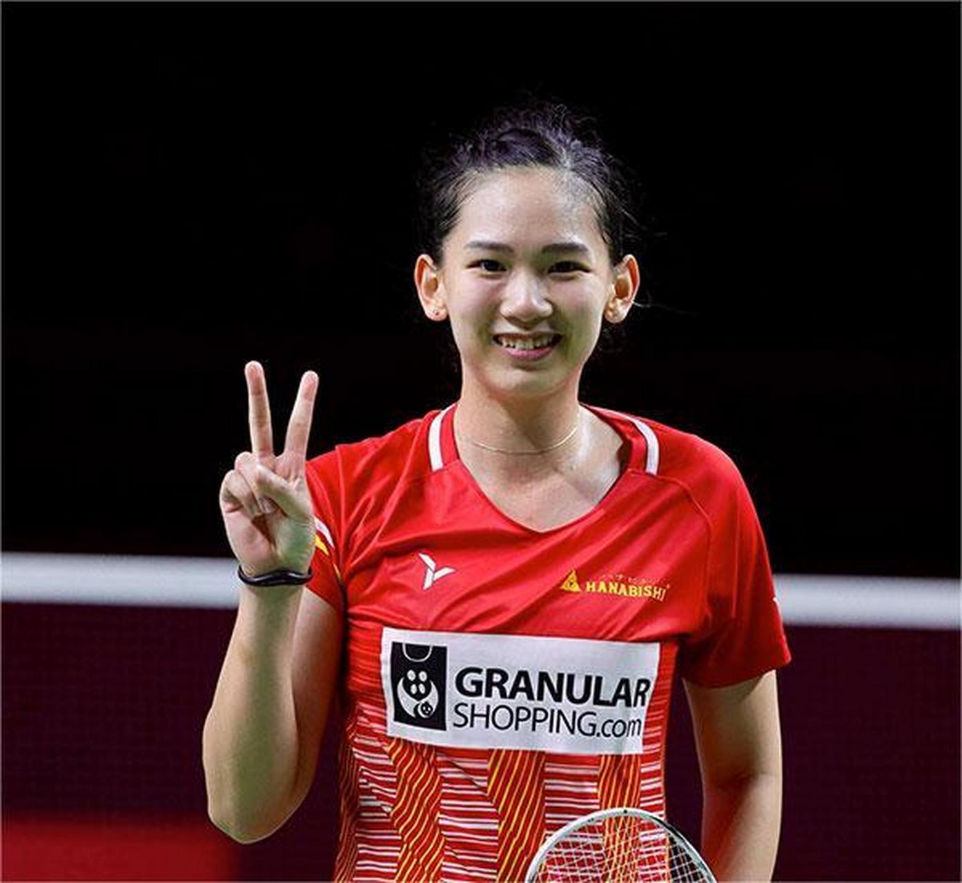 力发展青年 力发展青年