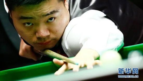 的年轻人在 的年轻人在