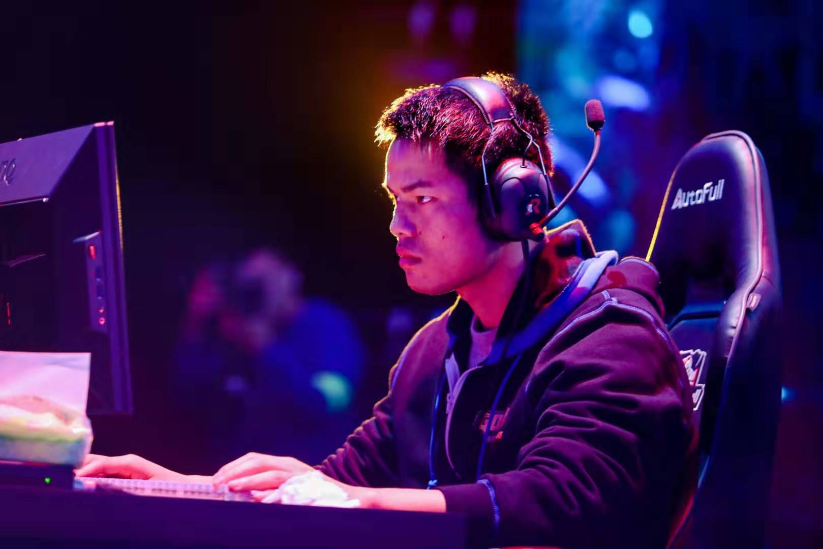 的双重考验 的双重考验